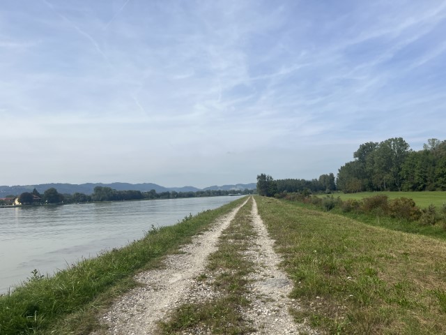 entlang der Donau